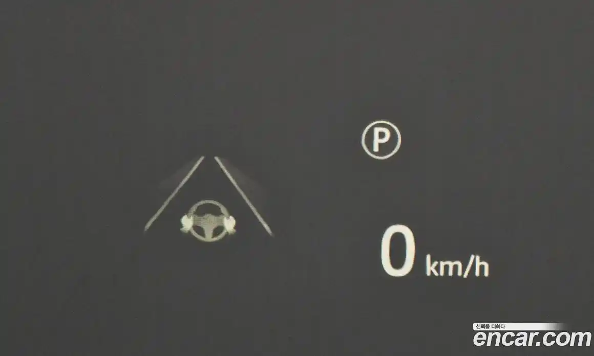 Land Rover Range-Rover Velar 2023 2.0 Автомат в Москве № 198105, фото 8