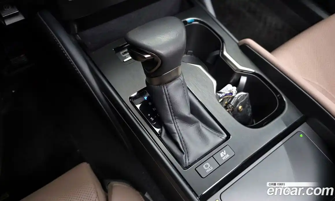 Lexus ES 2025 2.5 Автомат в Москве № 198750, фото 9