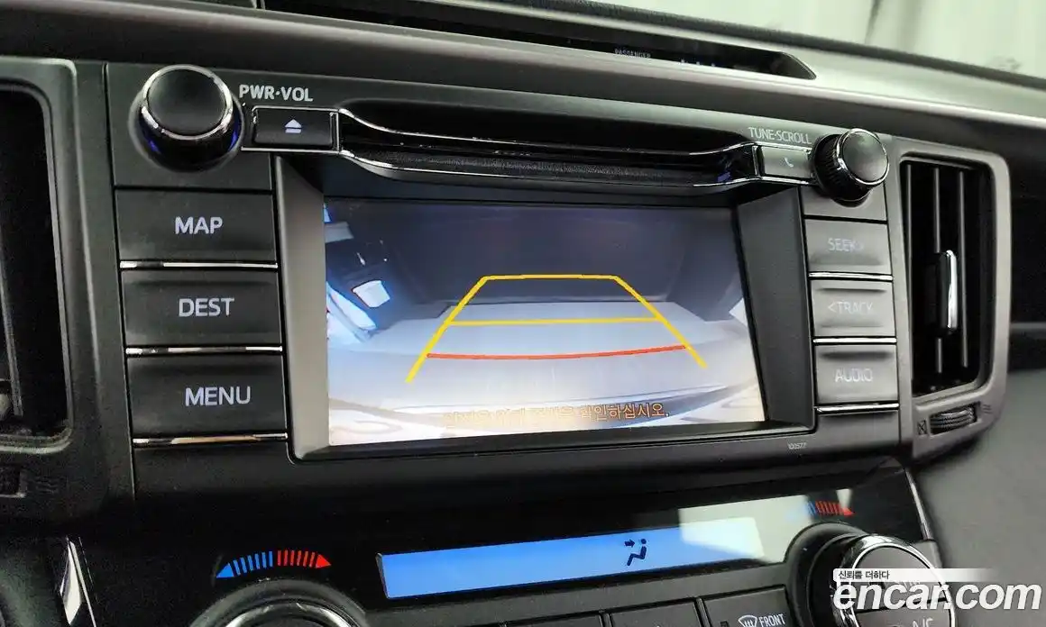 Toyota RAV4 2017 2.5 Автомат в Москве № 199697, фото 14