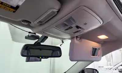 Toyota RAV4 2017 2.5 Автомат в Москве № 199697, миниатюра 2