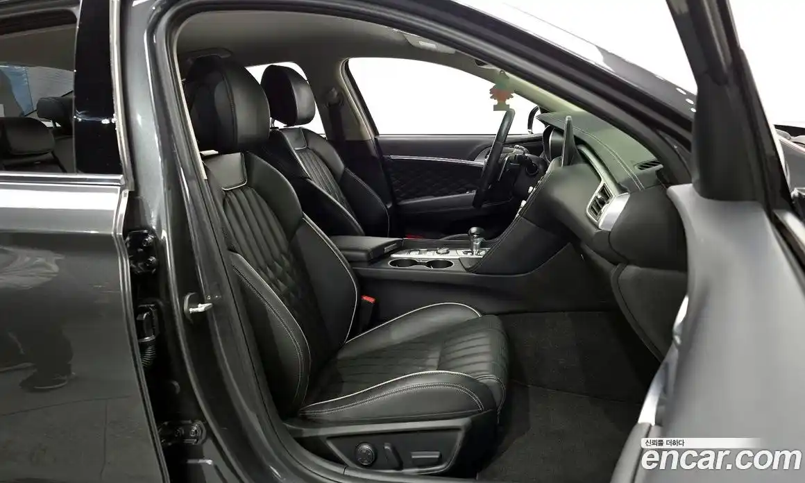 Genesis G70 2020 2.0 Автомат в Москве № 1997, фото 12