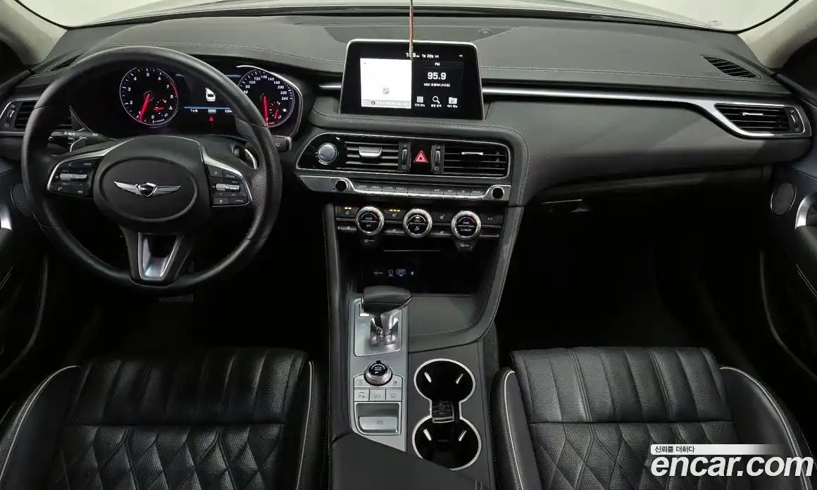 Genesis G70 2020 2.0 Автомат в Москве № 1997, фото 17