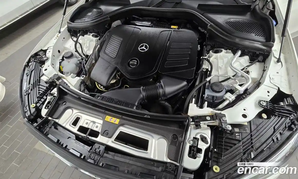 Mercedes-Benz GLC-Class 2025 2.0 Автомат в Москве № 200426, фото 18