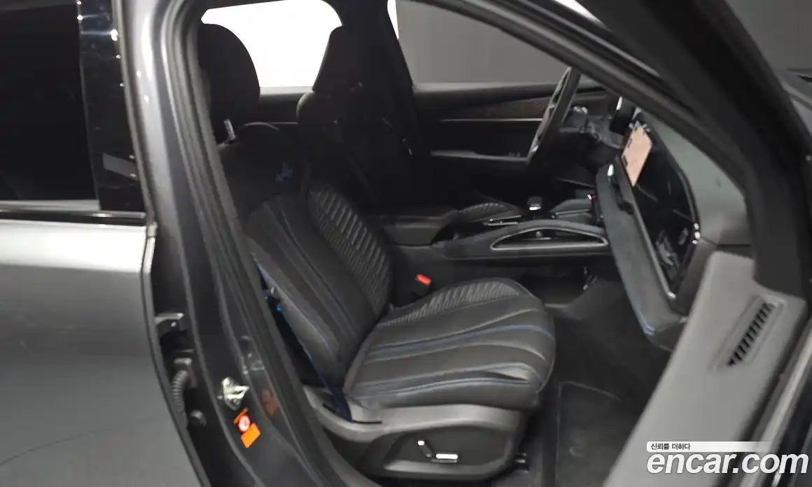 Renault Grand Koleos 2025 1.5 Автомат в Москве № 203940, фото 8