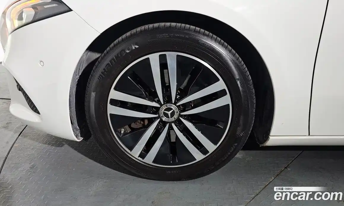 Mercedes-Benz A-Class 2021 2.0 Автомат в Москве № 207613, фото 11