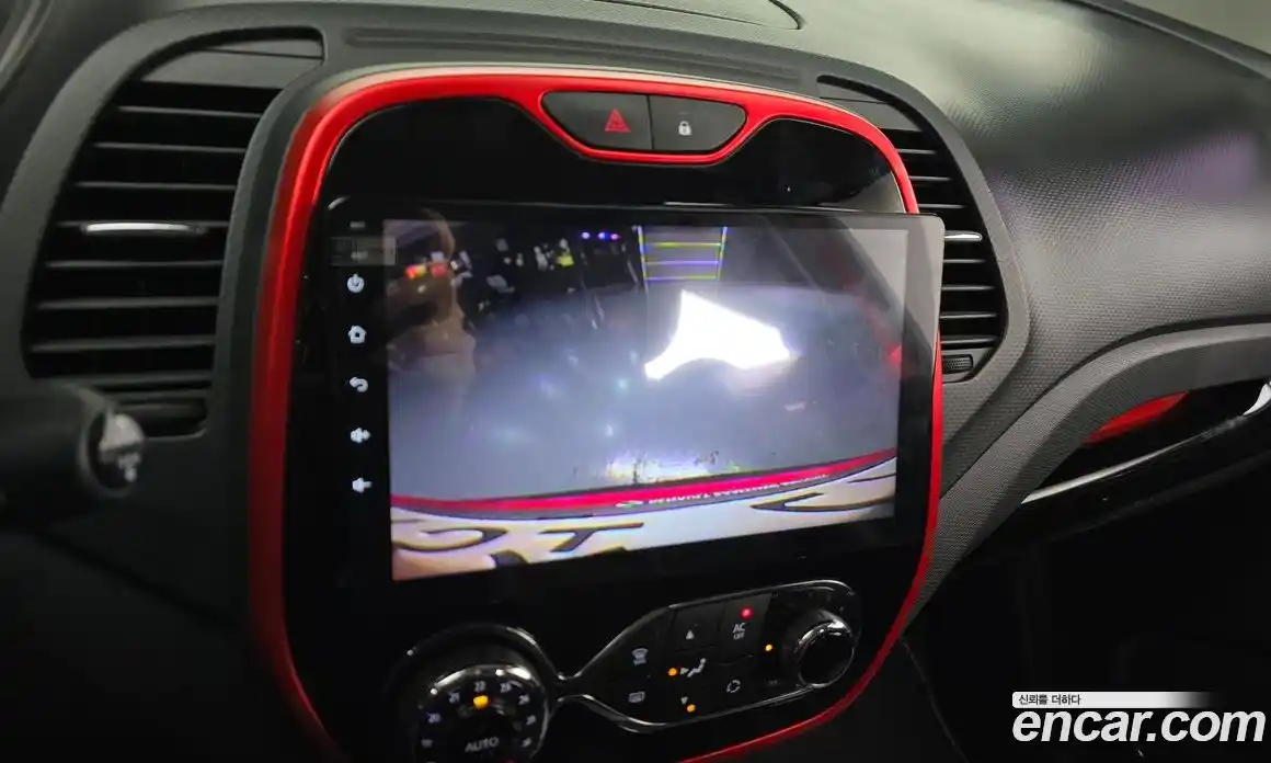 Renault QM3 2015 1.5 Автомат в Москве № 207647, фото 10