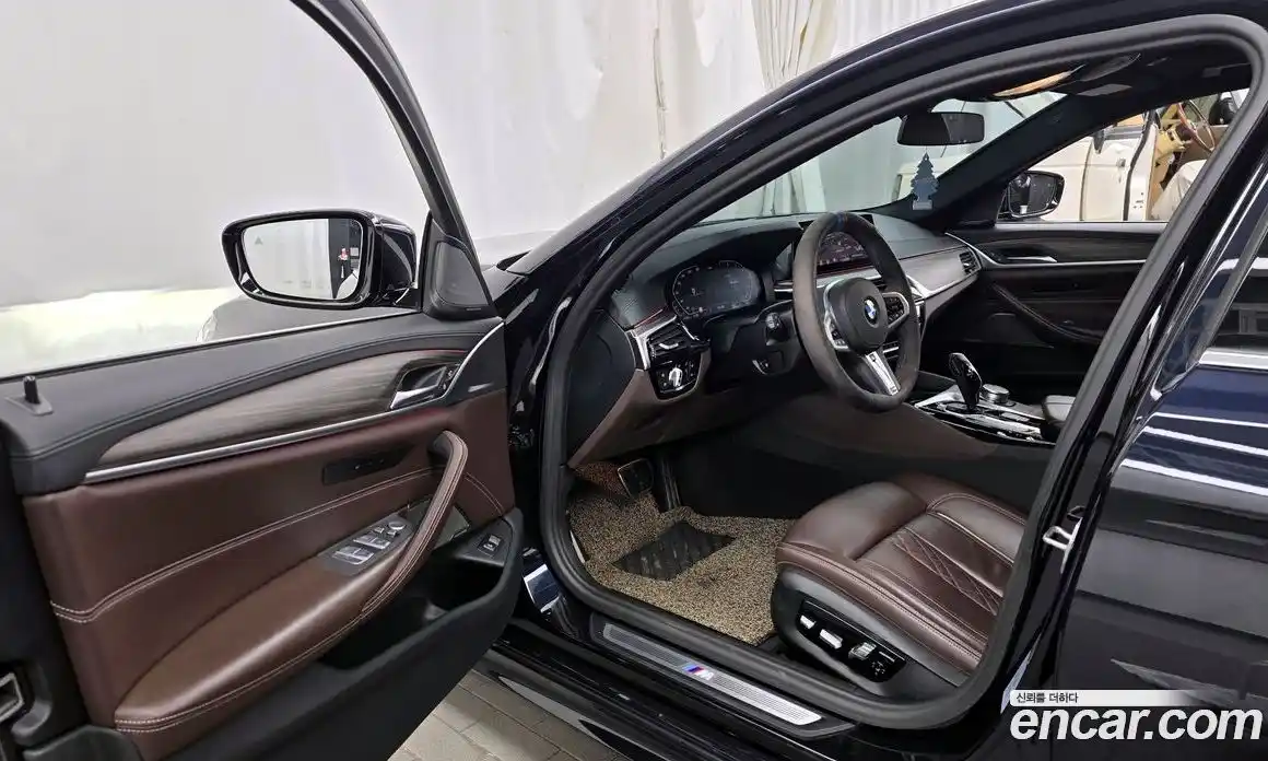 BMW 5-Series 2020 2.0 Автомат в Москве № 211382, фото 19