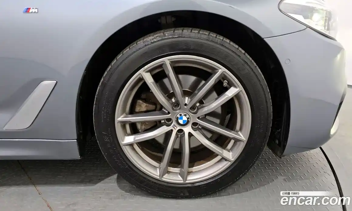 BMW 5-Series 2018 2.0 Автомат в Москве № 211729, фото 8