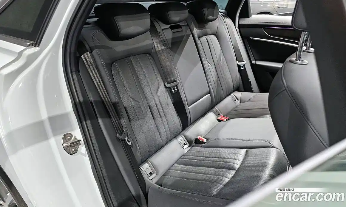 Audi A6 2021 2.0 Автомат в Москве № 212417, фото 9