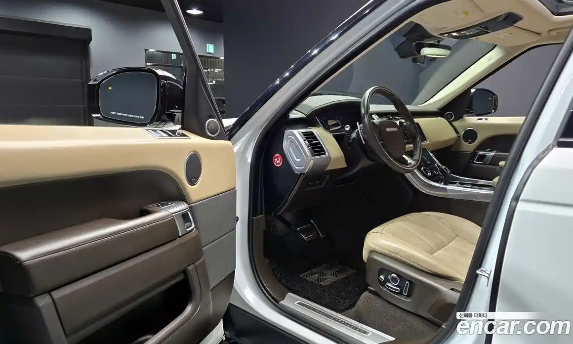 Land Rover Range-Rover Sport 2019 3.0 Автомат в Москве № 213520, фото 11