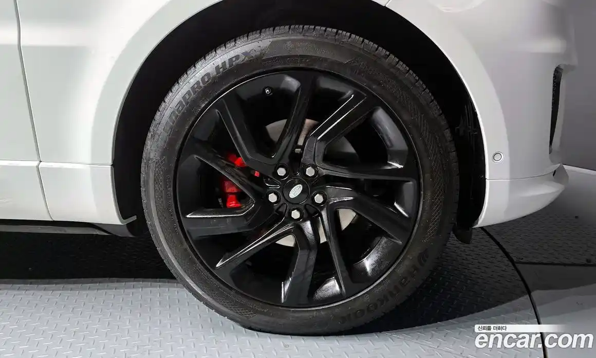 Land Rover Range-Rover Sport 2019 3.0 Автомат в Москве № 213520, фото 6