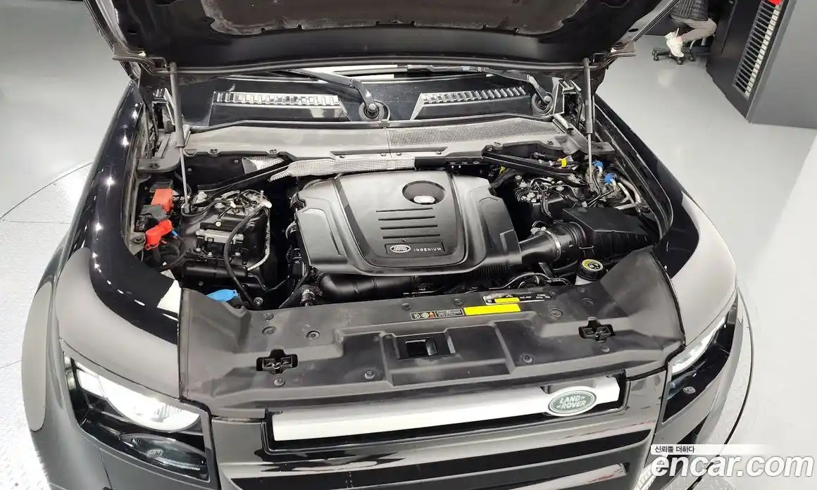 Land Rover Defender 2020 2.0 Автомат в Москве № 213591, фото 9