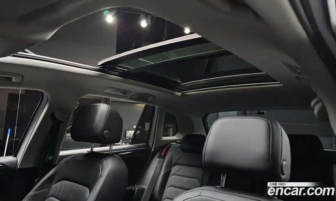 Volkswagen Tiguan 2022 2.0 Автомат в Москве № 215102, фото 3