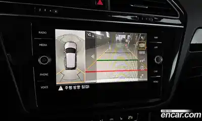 Volkswagen Tiguan 2020 2.0 Автомат в Москве № 215293, миниатюра 5