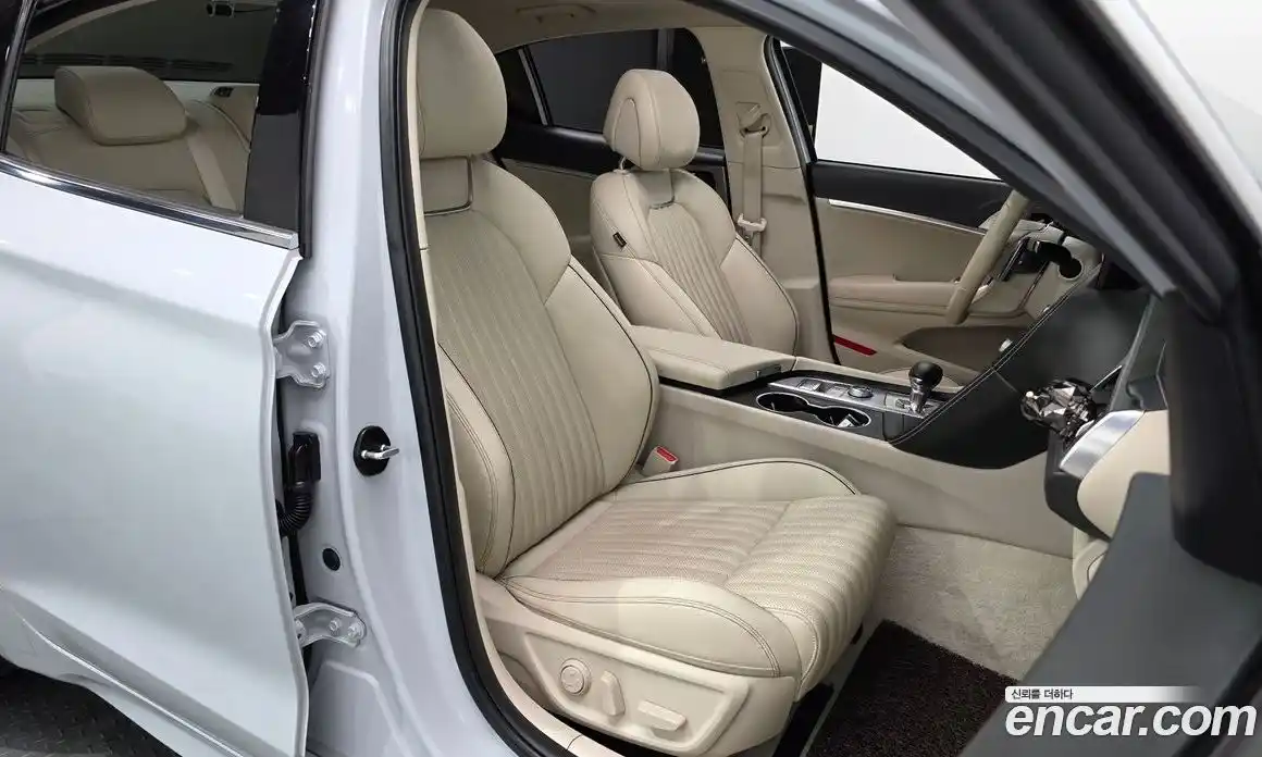 Genesis G70 2021 2.0 Автомат в Москве № 21726, фото 13