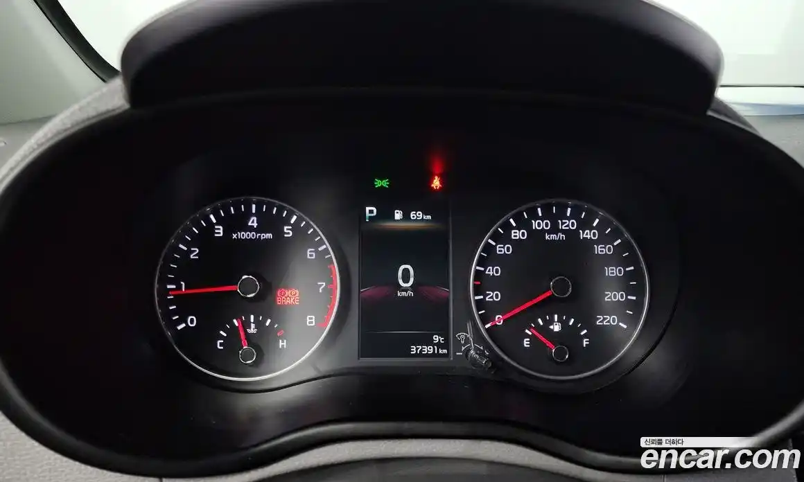 Kia Morning 2021 1.0 Автомат в Москве № 21787, фото 9