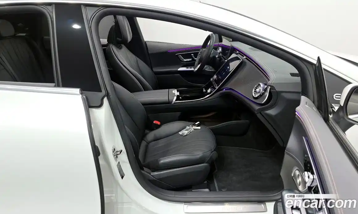 Mercedes-Benz EQE 2023 0.3 Автомат в Москве № 222236, фото 17