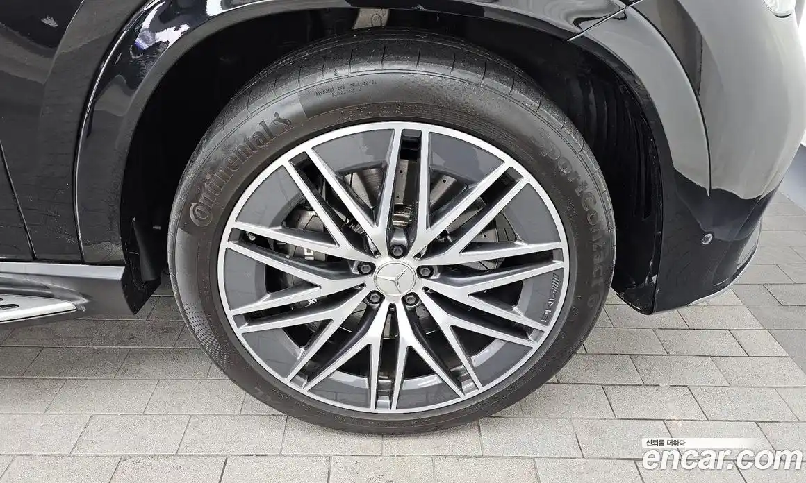 Mercedes-Benz GLE-Class 2025 3.0 Автомат в Москве № 222403, фото 4