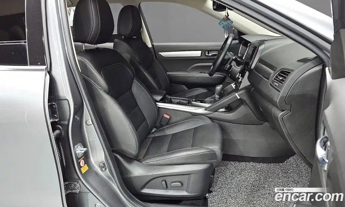 Renault QM6 2022 2.0 Автомат в Москве № 222540, фото 13