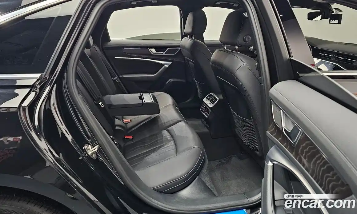 Audi A6 2021 2.0 Автомат в Москве № 229696, фото 11