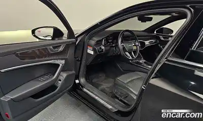 Audi A6 2021 2.0 Автомат в Москве № 229696, миниатюра 10