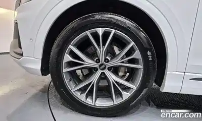 Audi Q8 2021 3.0 Автомат в Москве № 230031, миниатюра 11