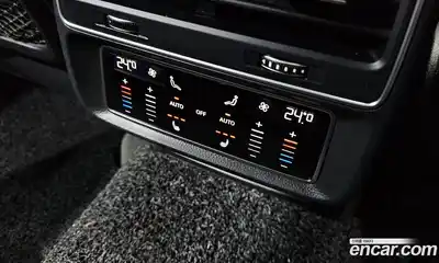 Audi Q8 2021 3.0 Автомат в Москве № 230031, миниатюра 8