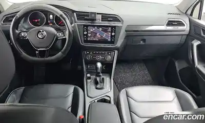 Volkswagen Tiguan 2020 2.0 Автомат в Москве № 232095, миниатюра 11
