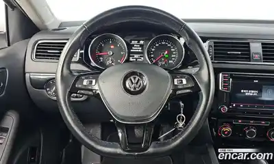 Volkswagen Jetta 2016 2.0 Автомат в Москве № 232128, миниатюра 12