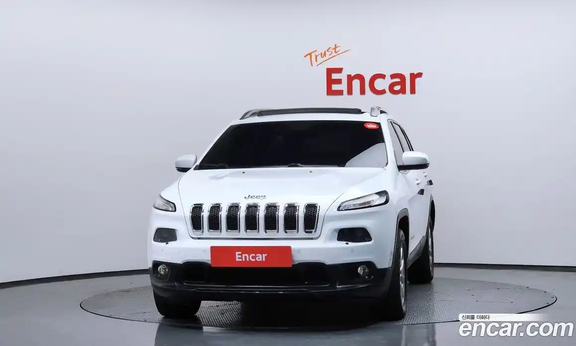 Jeep Cherokee 2016 2.4 Автомат в Москве № 232707, фото 3