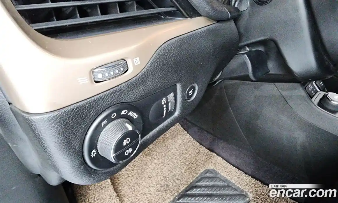 Jeep Cherokee 2016 2.4 Автомат в Москве № 232707, фото 8