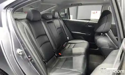 Honda Accord 2017 2.4 Автомат в Москве № 232863, миниатюра 8