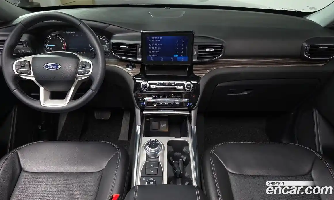 Ford Explorer 2023 2.3 Автомат в Москве № 233074, фото 14