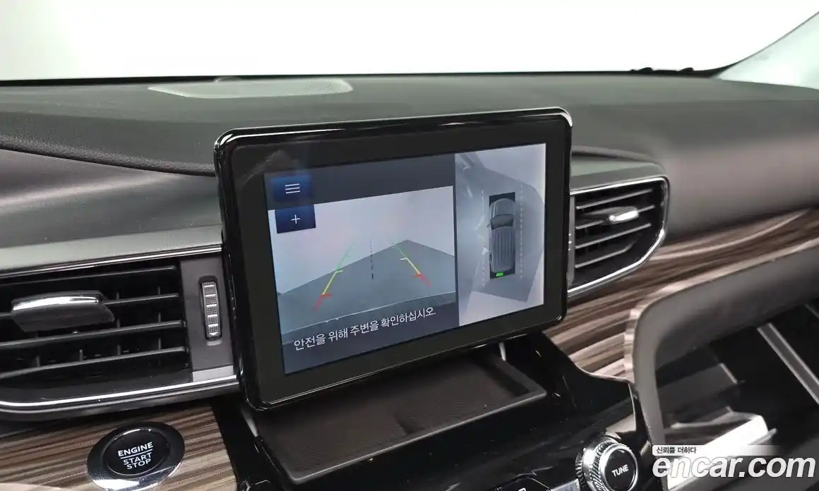 Ford Explorer 2023 2.3 Автомат в Москве № 233074, фото 17