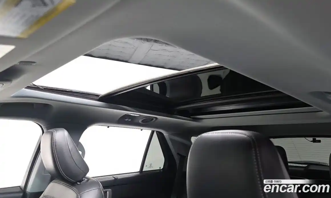 Ford Explorer 2023 2.3 Автомат в Москве № 233074, фото 19