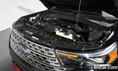 Ford Explorer 2023 2.3 Автомат в Москве № 233074, миниатюра 3