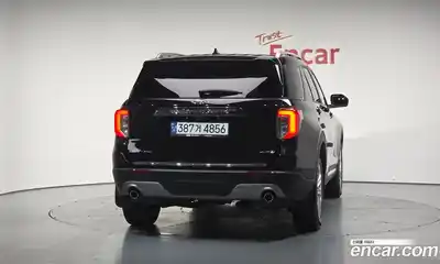 Ford Explorer 2023 2.3 Автомат в Москве № 233074, миниатюра 4