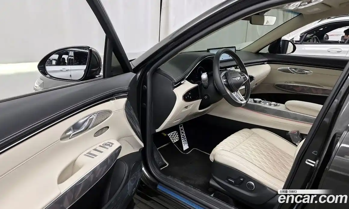 Genesis GV70 2024 2.5 Автомат в Москве № 23362, фото 16