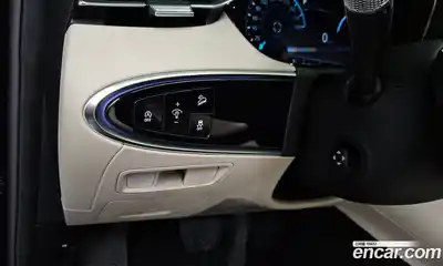 Genesis GV70 2021 2.5 Автомат в Москве № 24248, миниатюра 2