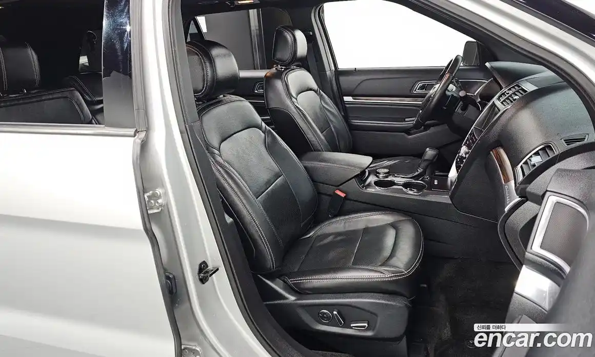 Ford Explorer 2017 2.3 Автомат в Москве № 255539, фото 12