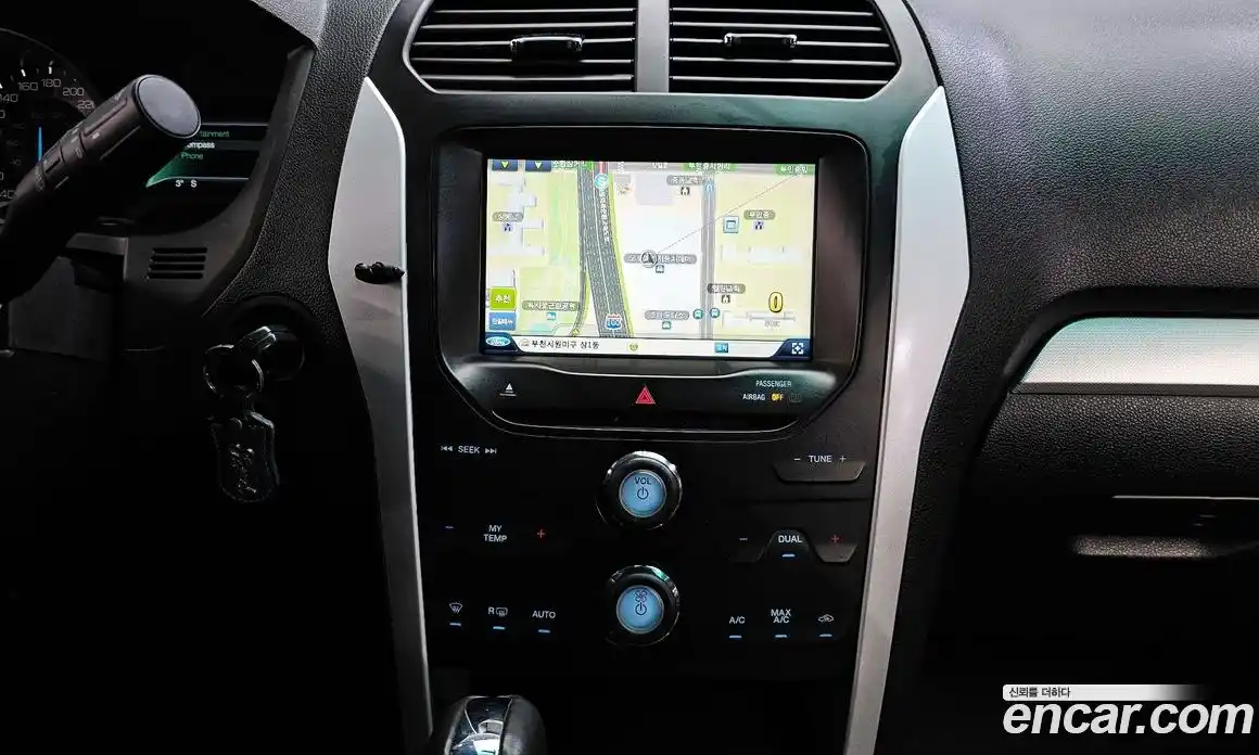 Ford Explorer 2015 2.0 Автомат в Москве № 255605, фото 13