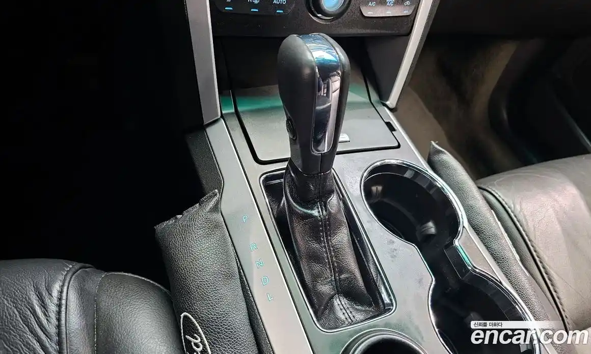 Ford Explorer 2015 2.0 Автомат в Москве № 255605, фото 10