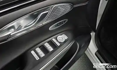 Genesis GV70 2021 2.5 Автомат в Москве № 25641, миниатюра 9