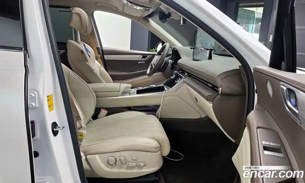 Genesis GV80 2023 2.5 Автомат в Москве № 26718, фото 16