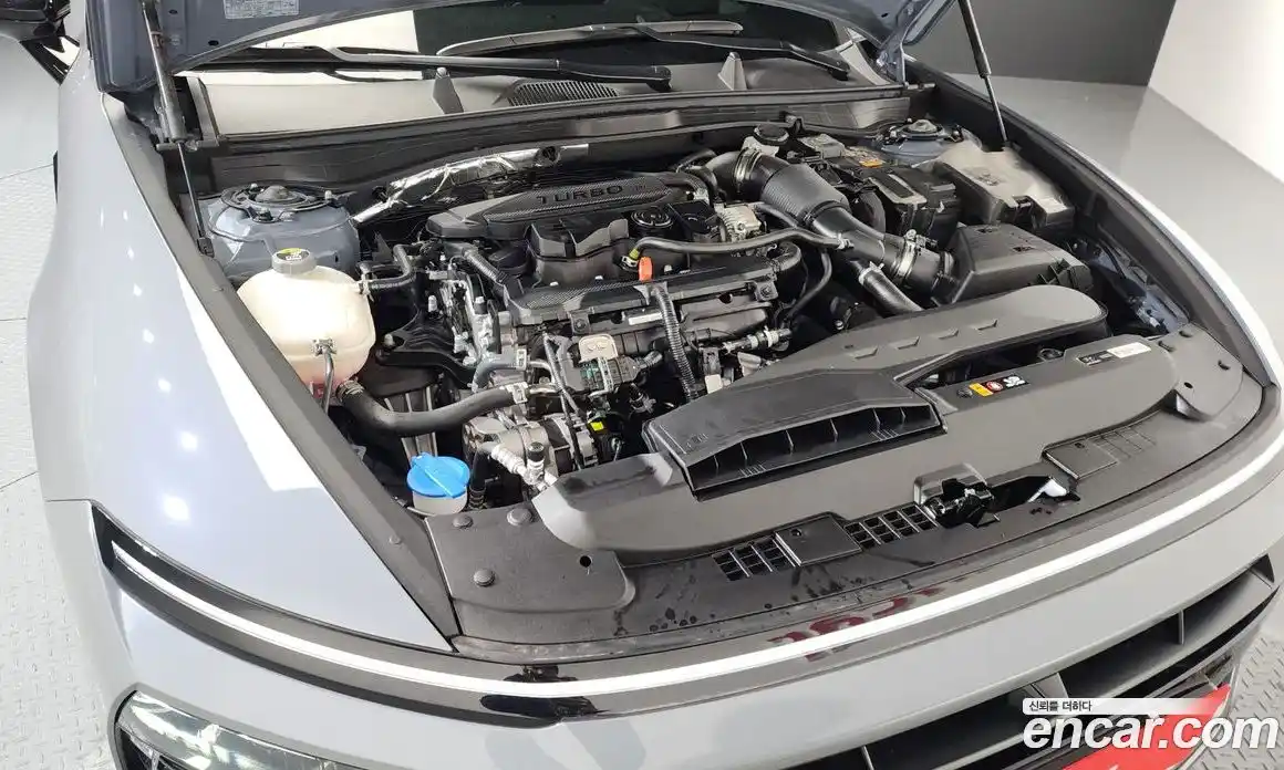 Hyundai Sonata 2024 1.6 Автомат в Москве № 275004, фото 13