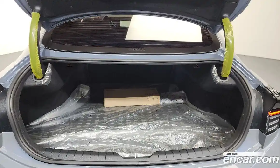 Hyundai Sonata 2024 1.6 Автомат в Москве № 275004, фото 17