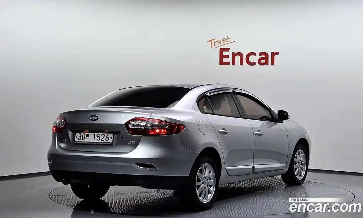 Renault SM3 2011 1.6 Автомат в Москве № 275161, фото 13