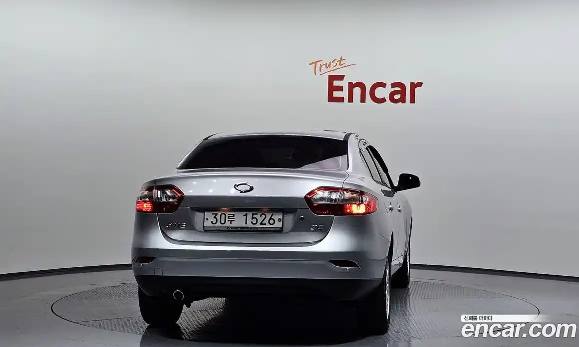 Renault SM3 2011 1.6 Автомат в Москве № 275161, фото 17