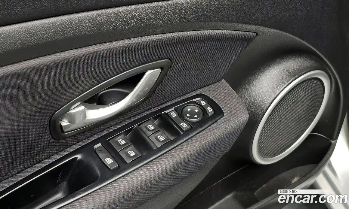 Renault SM3 2011 1.6 Автомат в Москве № 275161, фото 9