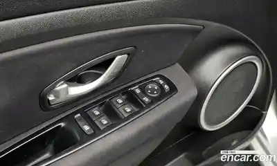 Renault SM3 2011 1.6 Автомат в Москве № 275161, миниатюра 9